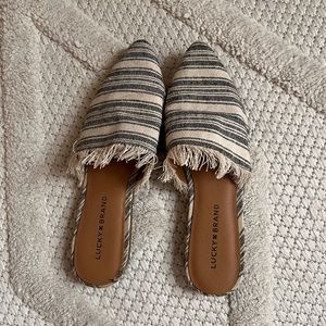 Lucky Brand woven mules W 7.5